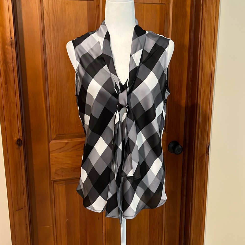 Nine West Sleeveless Blouse